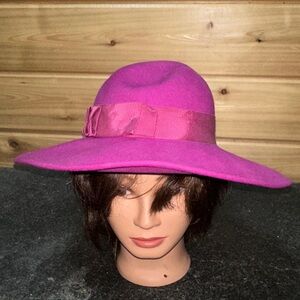 Elegant Pink Wide-Brim Wool Felt Hat